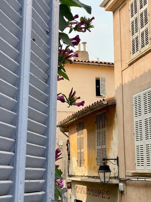 Click! Casa Lamartine Fabulous Ideal Location Walk To All!!! Cassis Luaran gambar