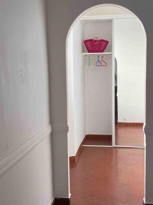 Click! Casa Lamartine Fabulous Ideal Location Walk To All!!! Cassis Luaran gambar
