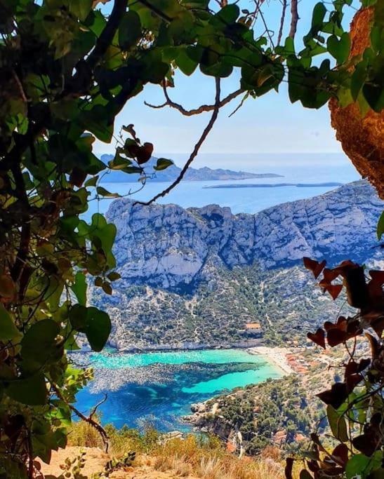 Click! Casa Lamartine Fabulous Ideal Location Walk To All!!! Cassis Luaran gambar